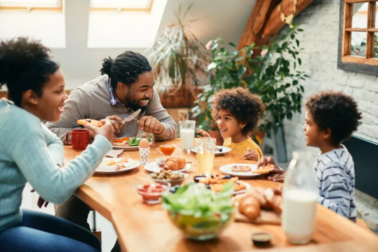 Daily Stress Management of Family Meals